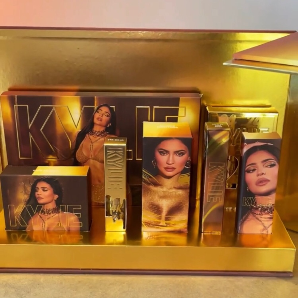 Kylie signed 24k pr box